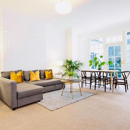 Spacious & Charming Garden Flat -Zone 2- Great For Central London Access Bagian luar foto