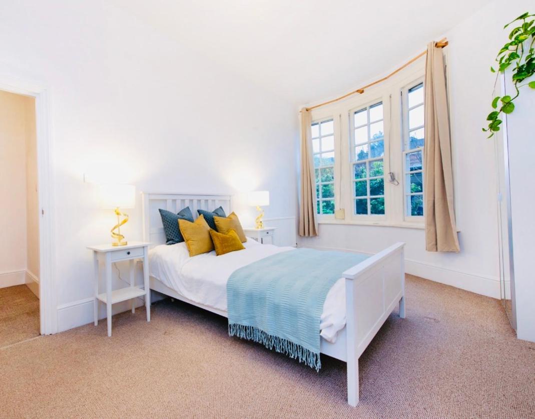 Spacious & Charming Garden Flat -Zone 2- Great For Central London Access Bagian luar foto