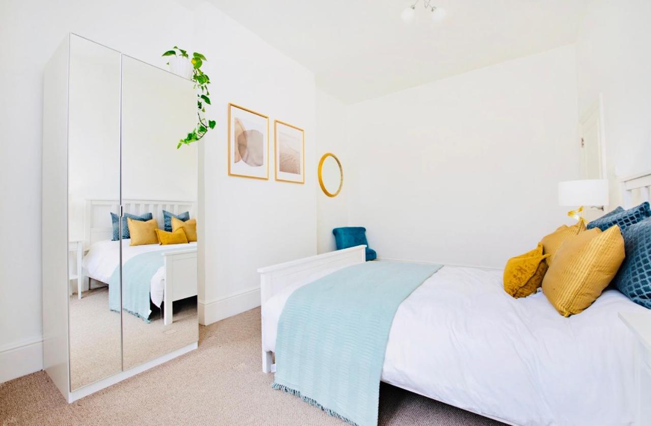 Spacious & Charming Garden Flat -Zone 2- Great For Central London Access Bagian luar foto
